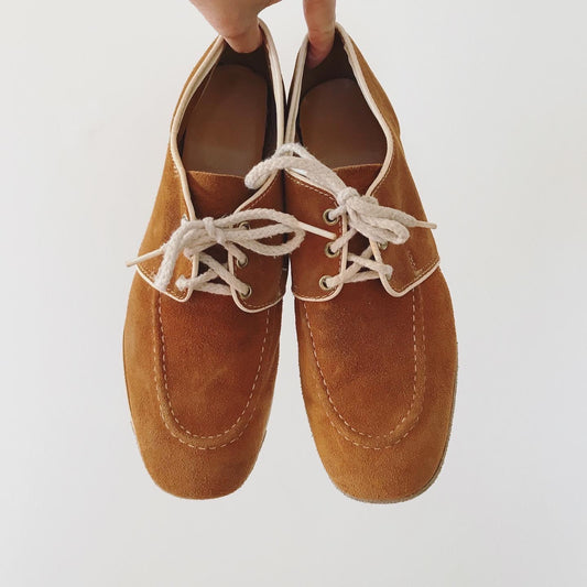 1960s Tobacco Brown Suede Lace-Up Soft-Soled Leather Lace-Up Shoe