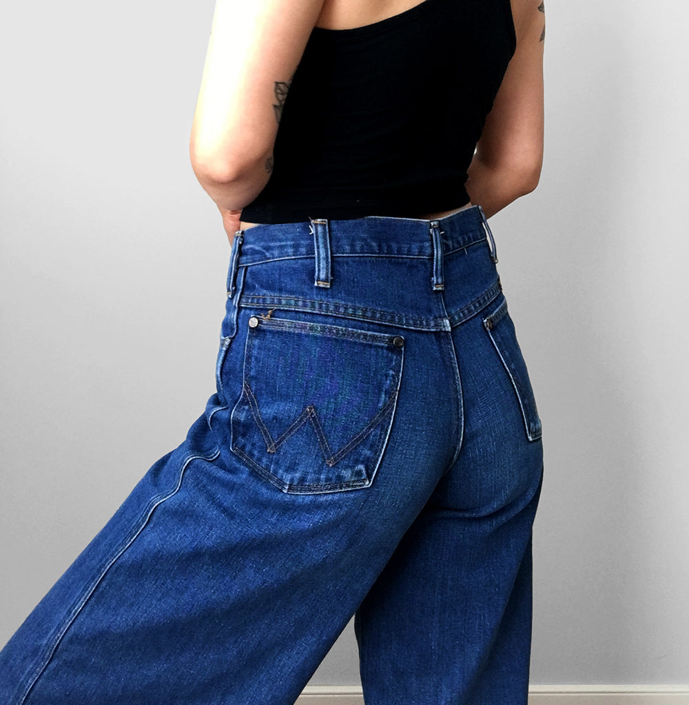 1970s High-Waisted Wide-Legged Denim Wrangler Blue Jeans