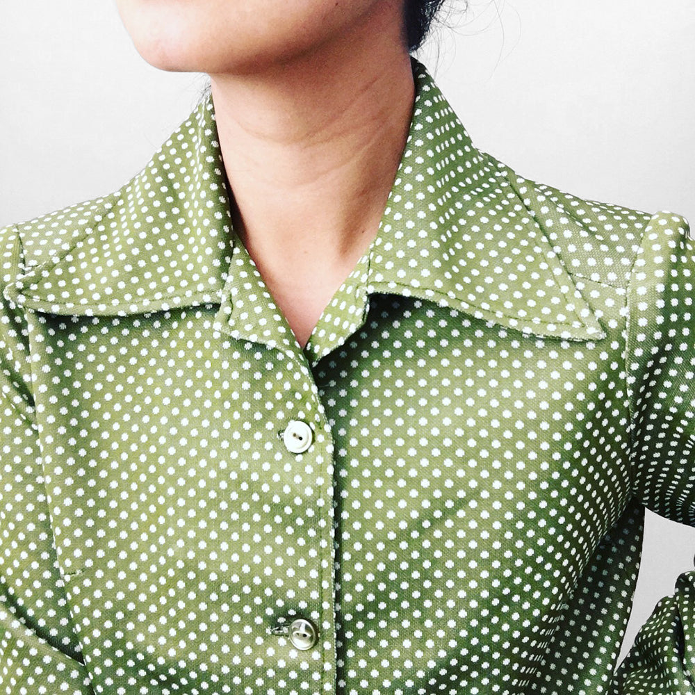 1970s Green Polka-Dot Wide Lapel Long Sleeve Button-Front Shirt