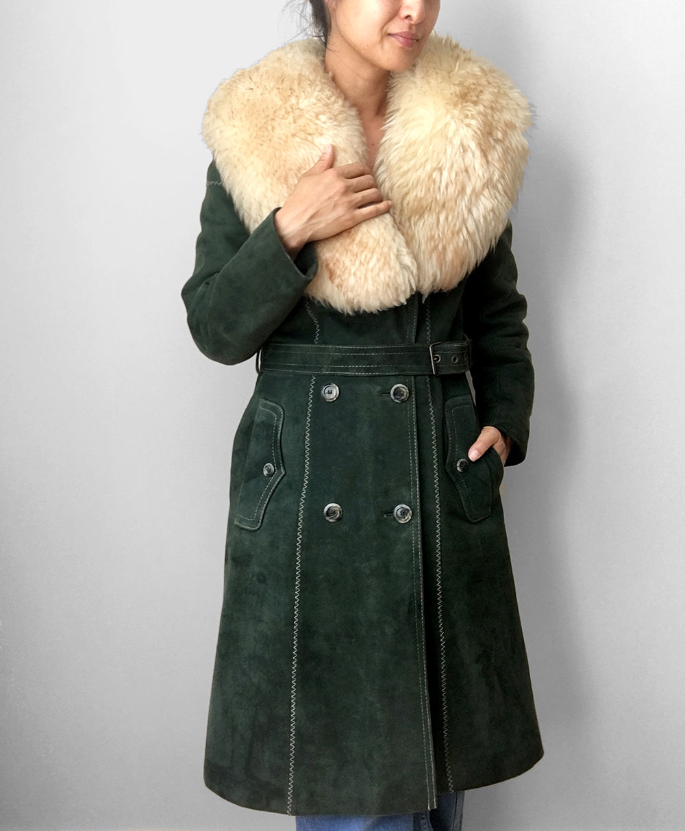 1970s Made in England Faux Fur Collared Hunter-Green Suede Leather Belted Coat