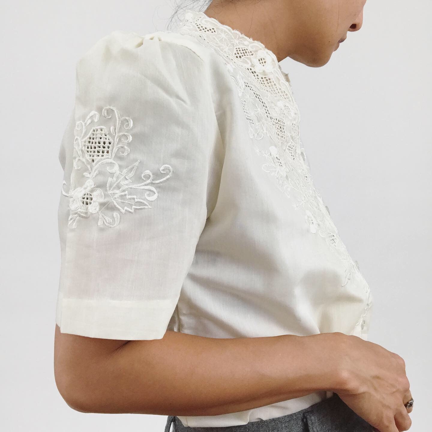 Cream Floral Embroidered Lace Button-Front Short Sleeve Shirt