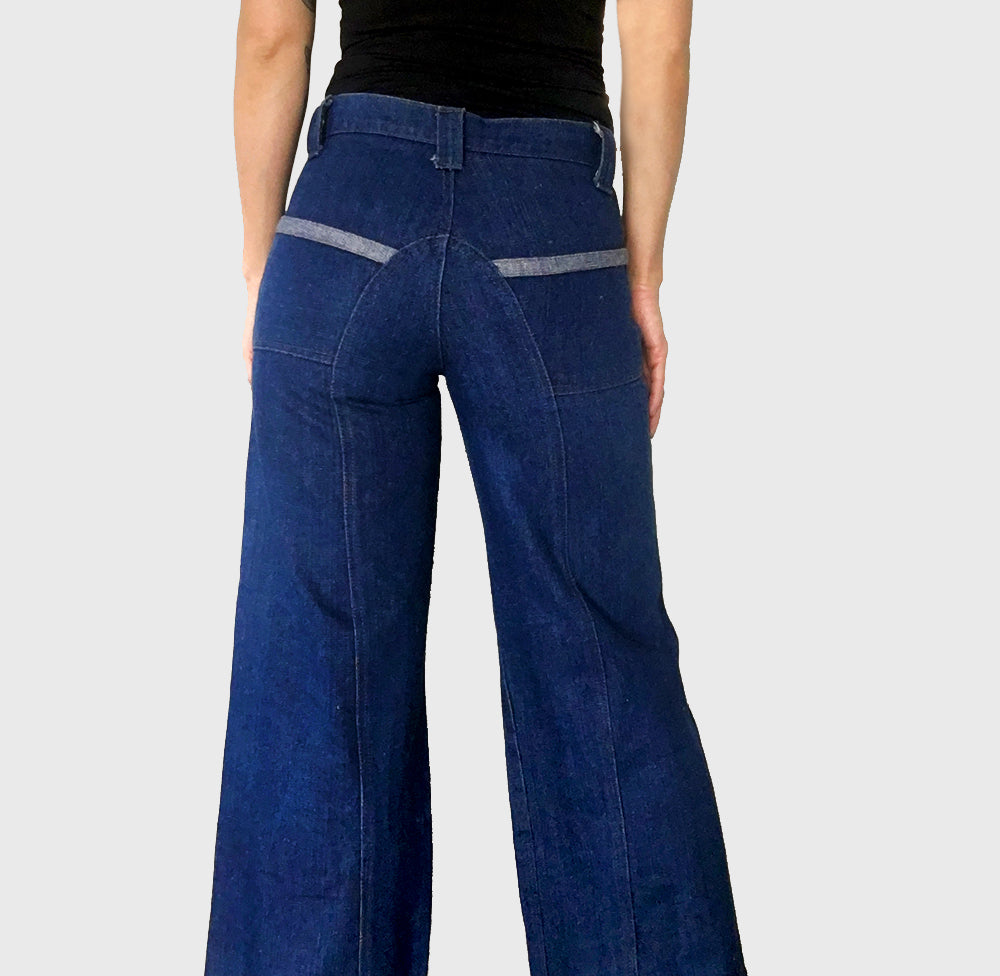 1970s Mid Rise Dark-Wash Flare Denim Blue Jeans