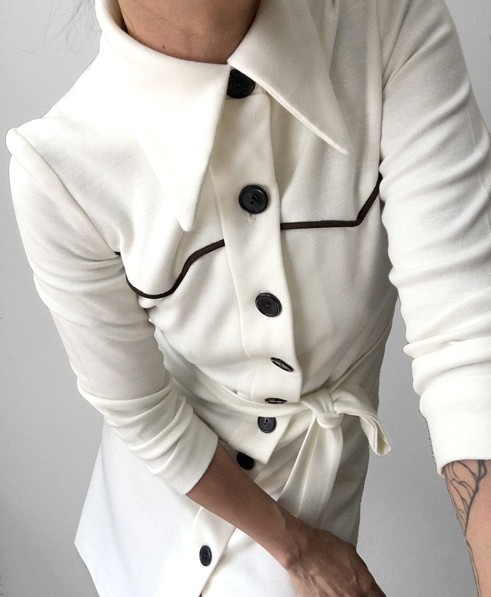 1970s Made in Canada Wide Lapel Button Up Off-White Belted Shirt Dress