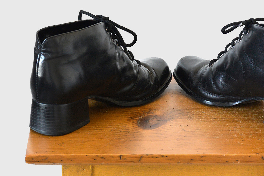 1990s Black Leather Lace-Up Ankle Boots