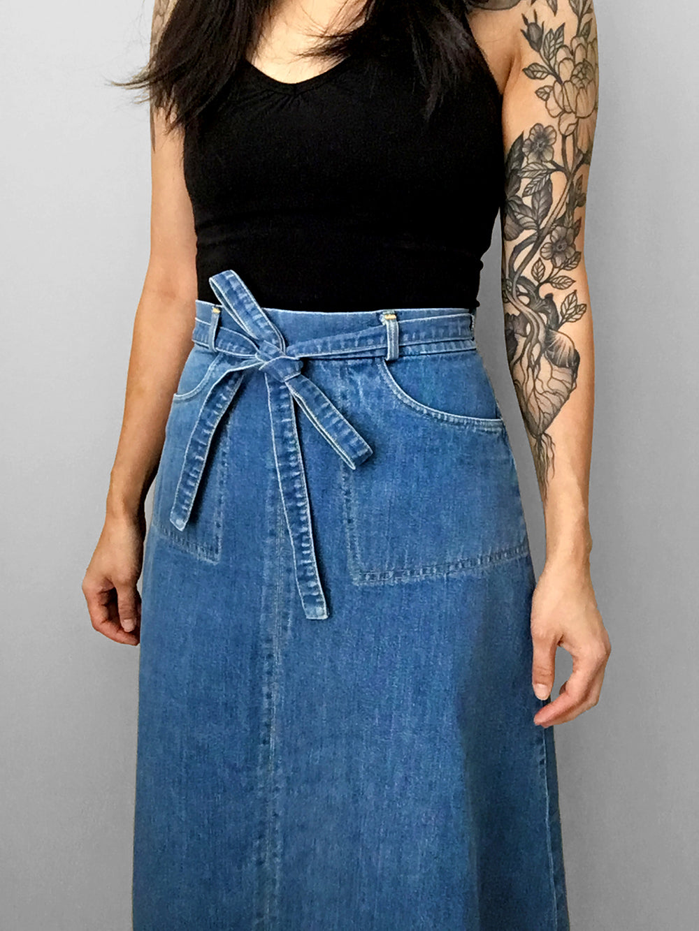 1970s A-Line Tied-Waist Wrap Denim Blue Jean Skirt