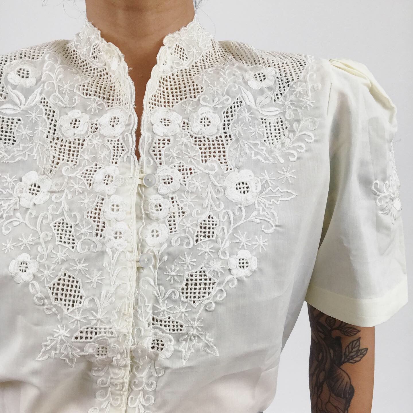 Cream Floral Embroidered Lace Button-Front Short Sleeve Shirt