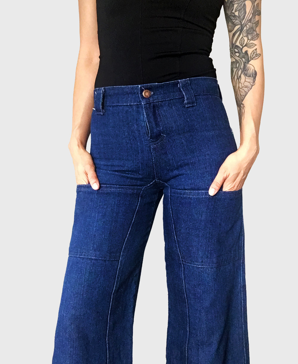 1970s Mid Rise Dark-Wash Flare Denim Blue Jeans