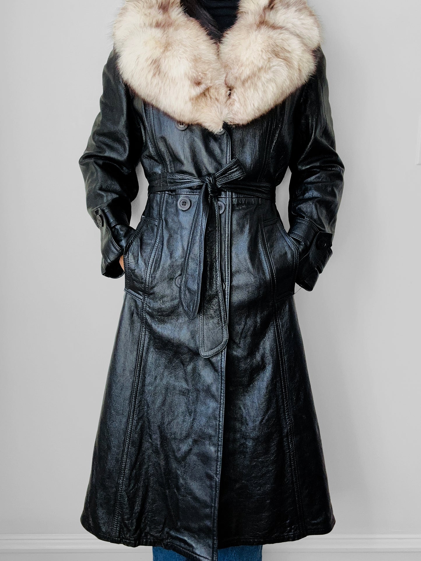 1970s Black High Quality Leather Long Belted Quilted Lining Fur Collar Coat - S/M