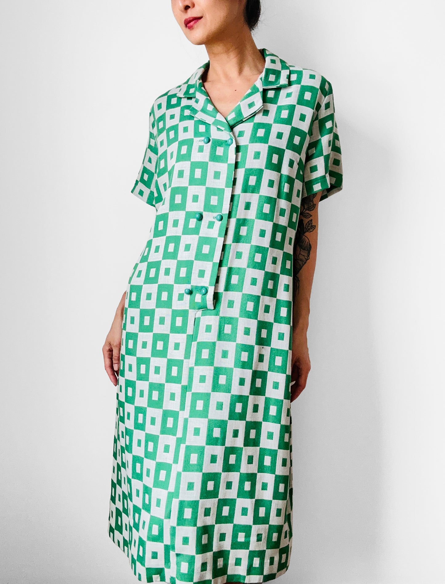 1960s Apple Green and White Patterned Button-Front Belted Knee-Length Dress - M/L