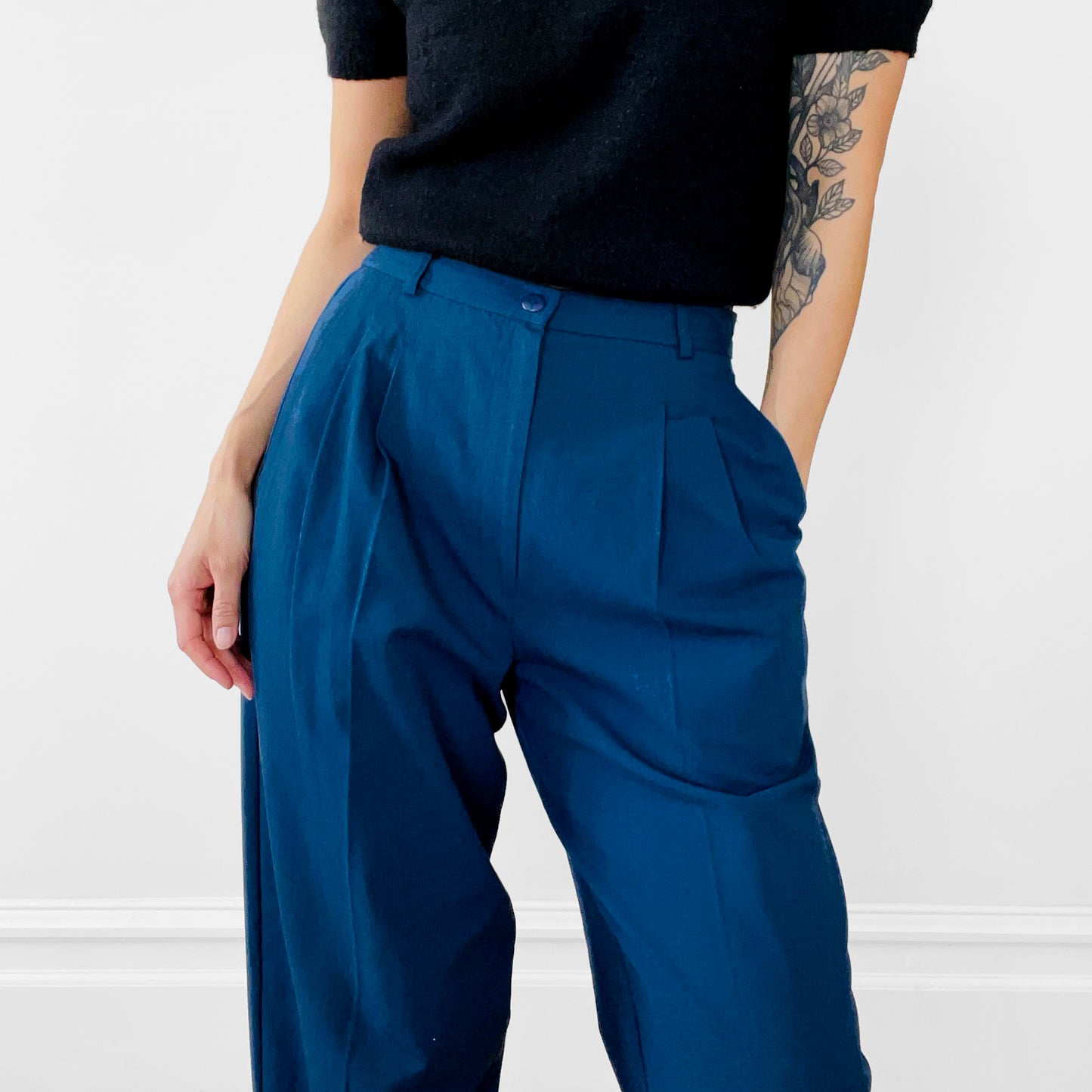 1980s Blue High-Waisted Pleated Tapered-Leg Pants