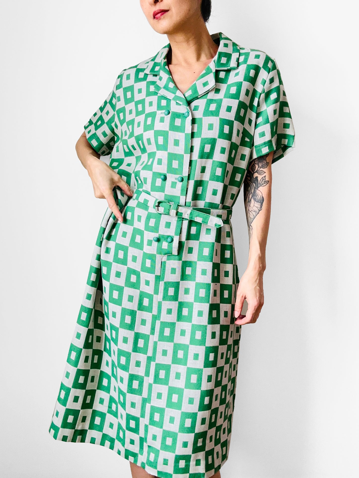 1960s Apple Green and White Patterned Button-Front Belted Knee-Length Dress - M/L