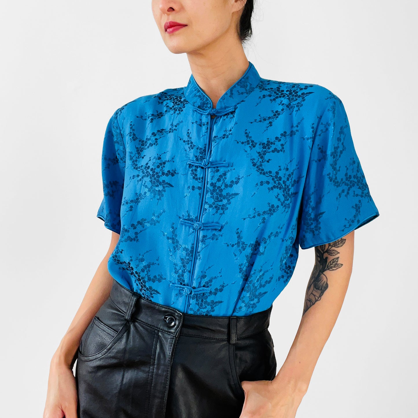 1980s Blue Silk Cheongsam Tone-On-Tone Floral Top