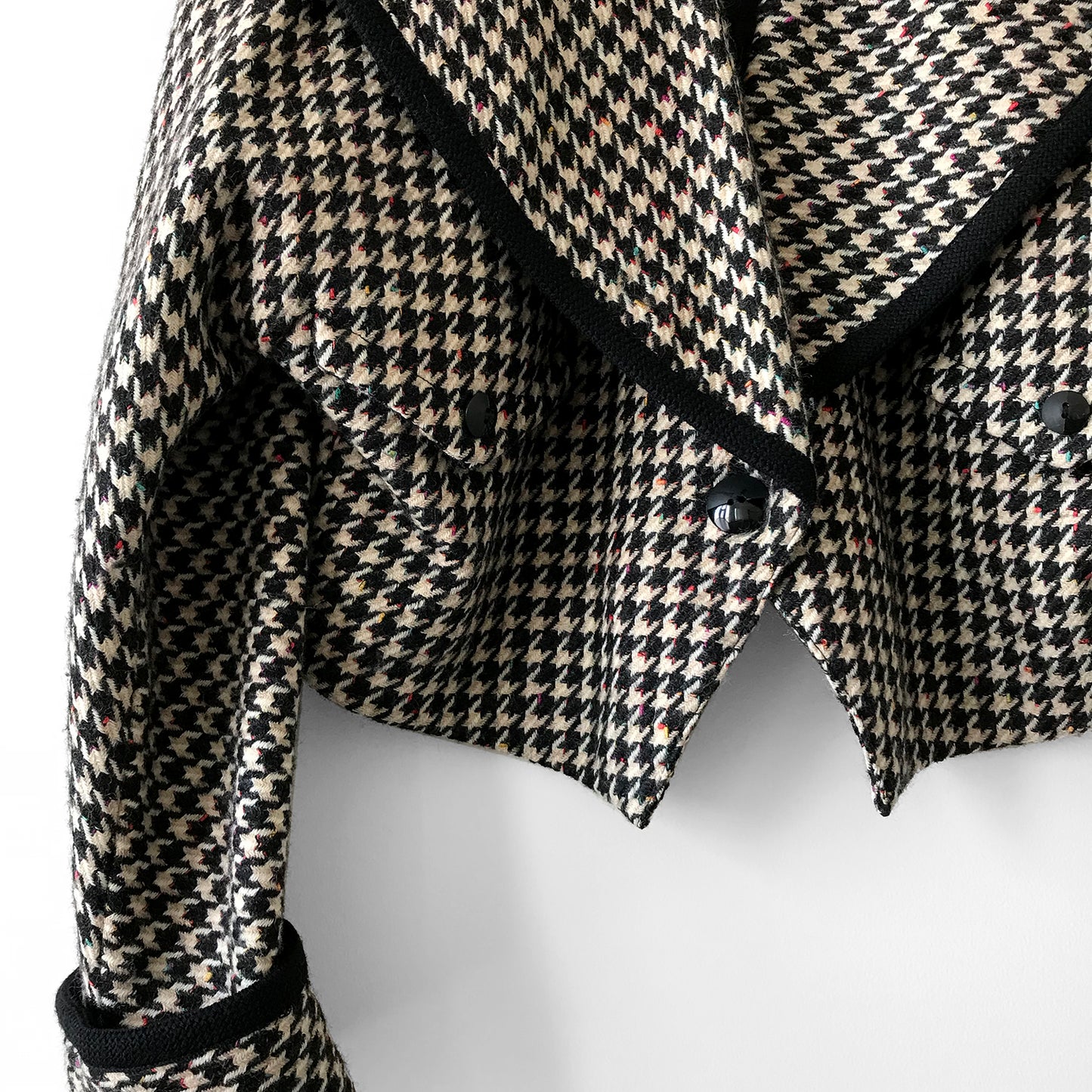 1980s Houndstooth Exaggerated-Collar Crop Blazer Jacket