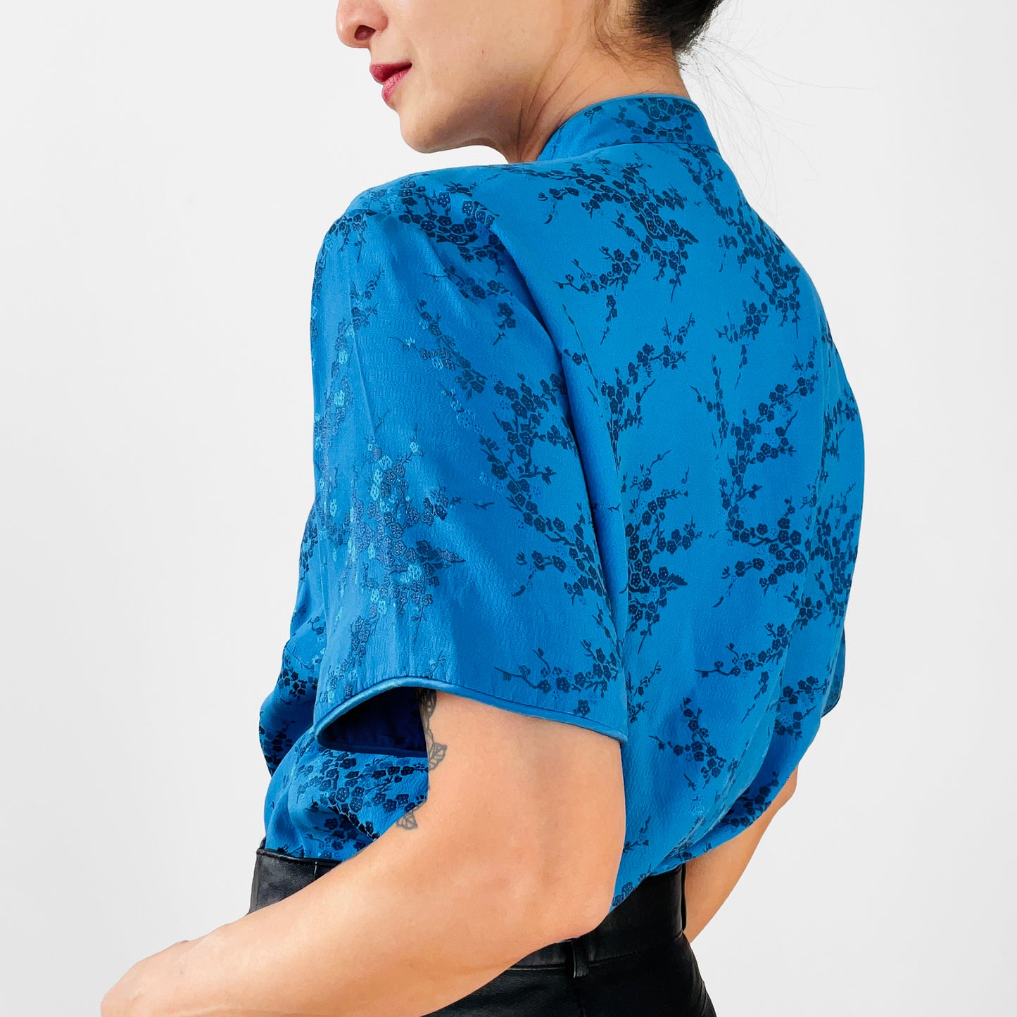 1980s Blue Silk Cheongsam Tone-On-Tone Floral Top