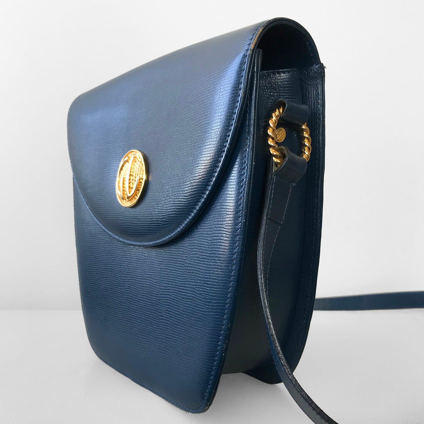 1980s - 1990s Guy Laroche Paris Blue Purse