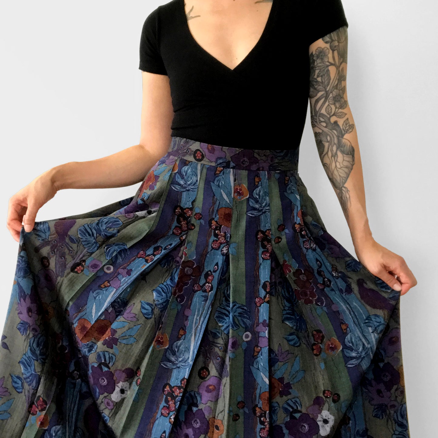 1980s Made in Austria Pure New Wool Floral and Bird Pleated Skirt