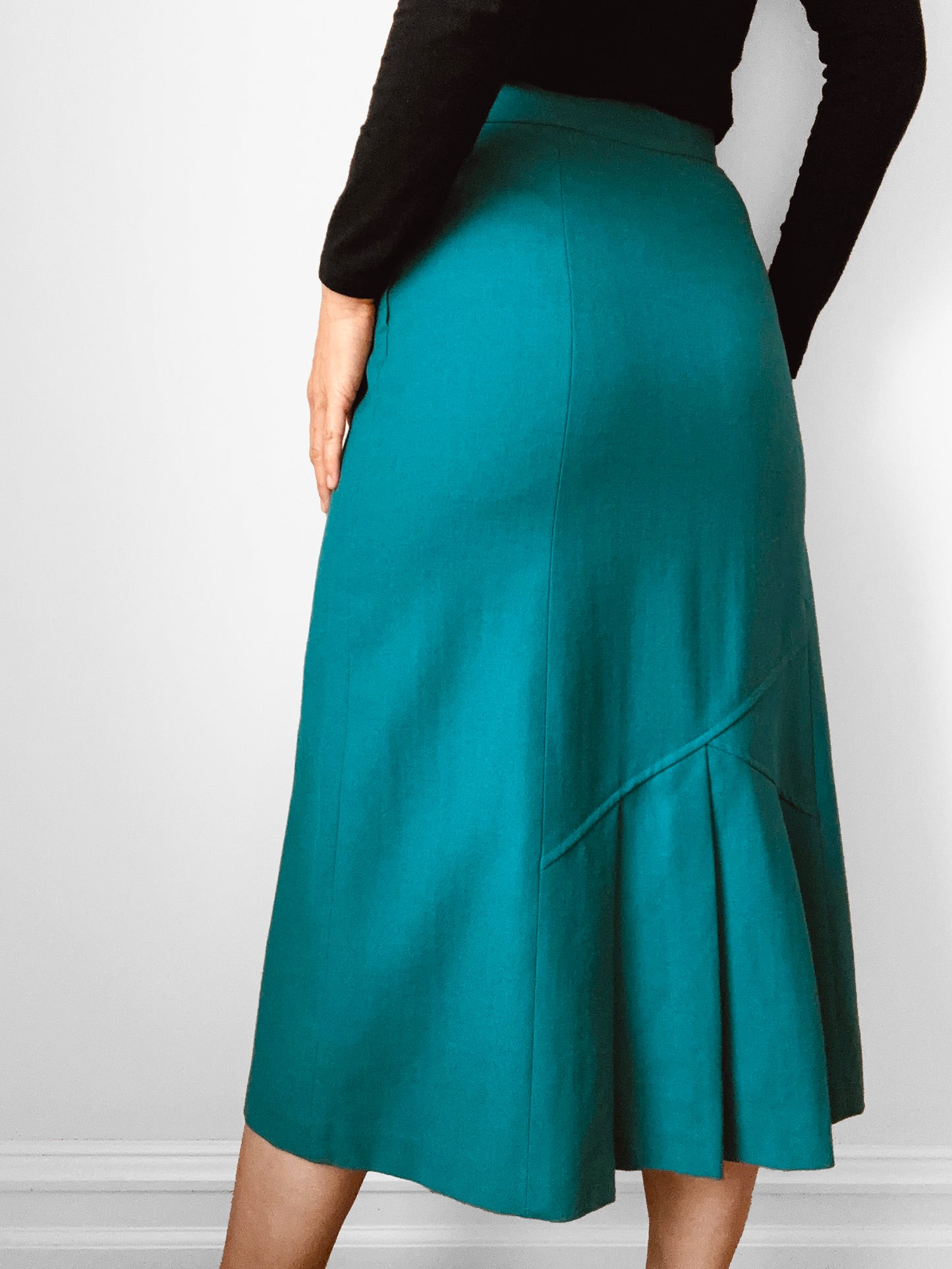 1970s Green Turquoise Pure Virgin Wool Pleated Hem Midi-Length Skirt - Waist 25