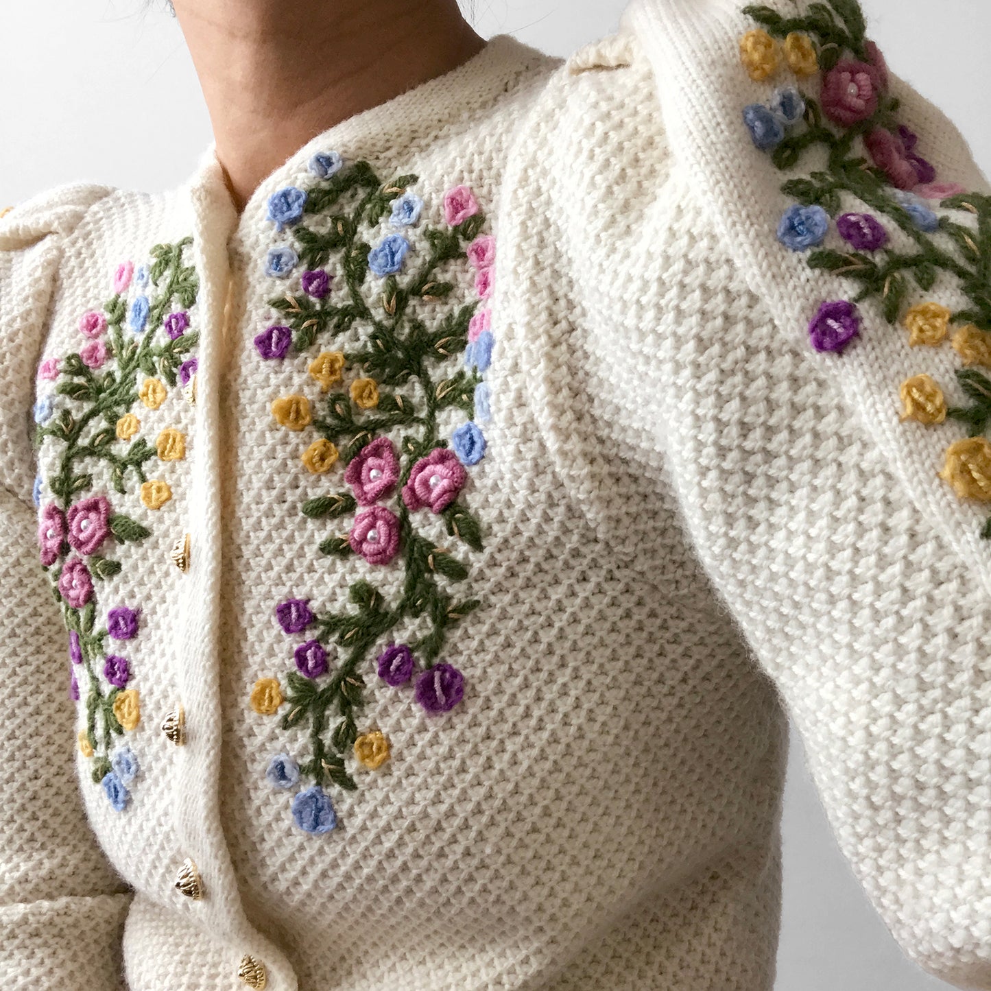 1970s Floral Embroidered Knit Puff-Sleeve Wool Sweater