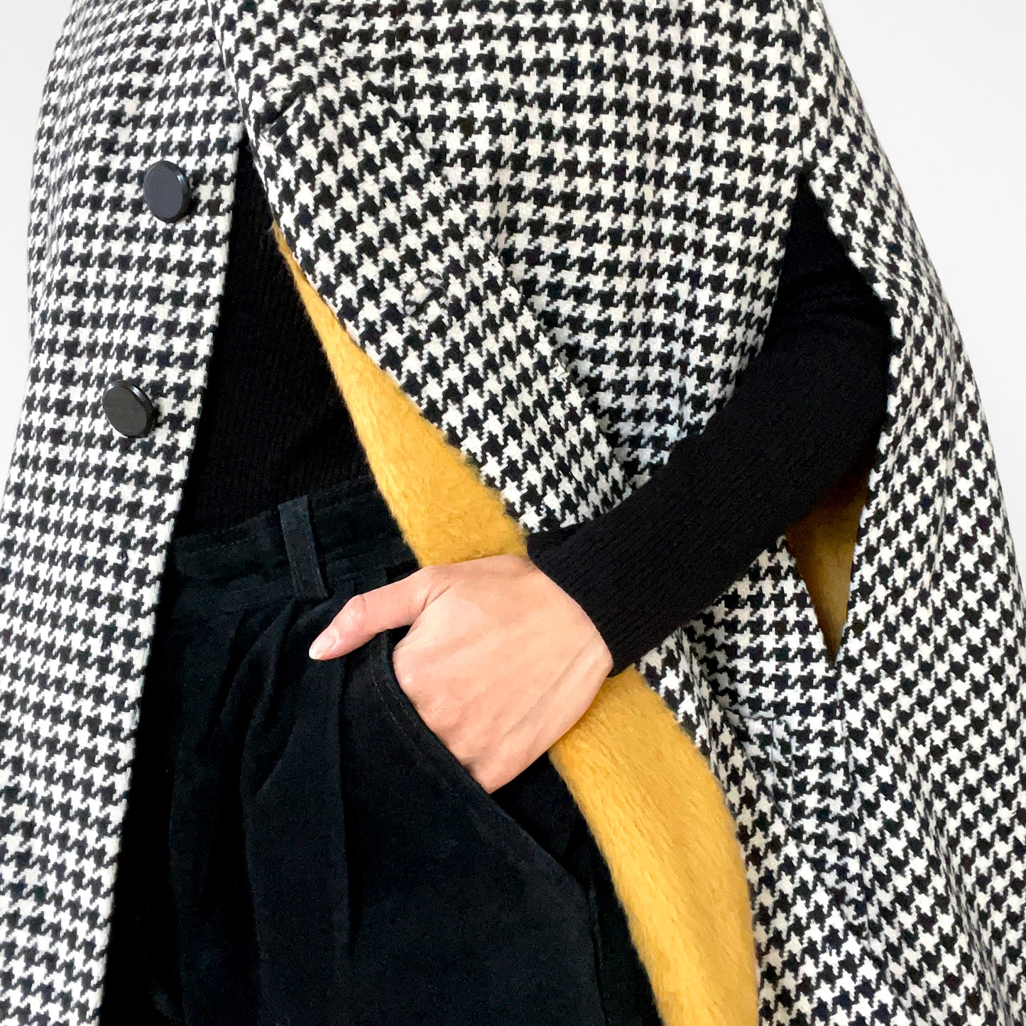 1960s Houndstooth Wool Faux-Fur Lined Cape