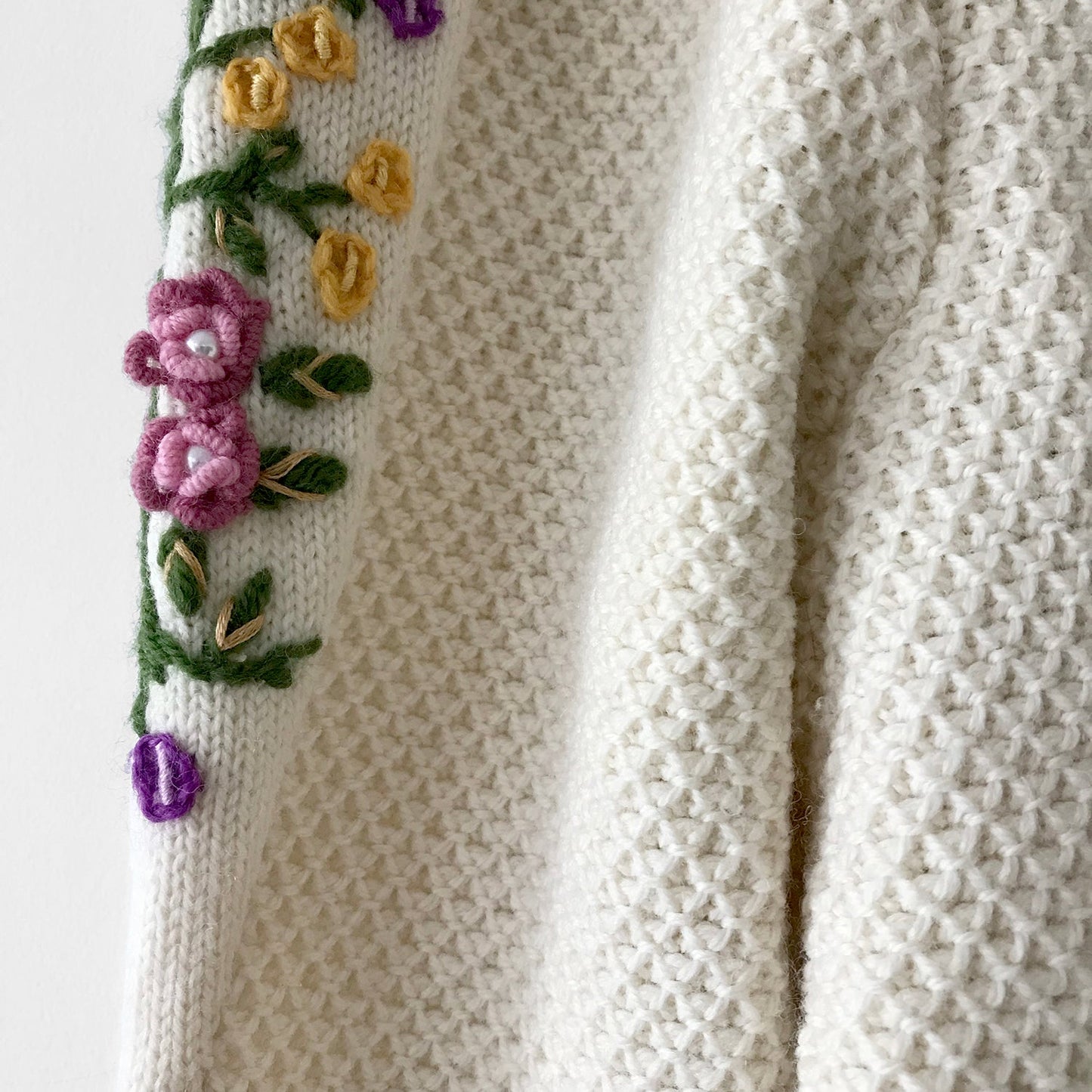 1970s Floral Embroidered Knit Puff-Sleeve Wool Cardigan