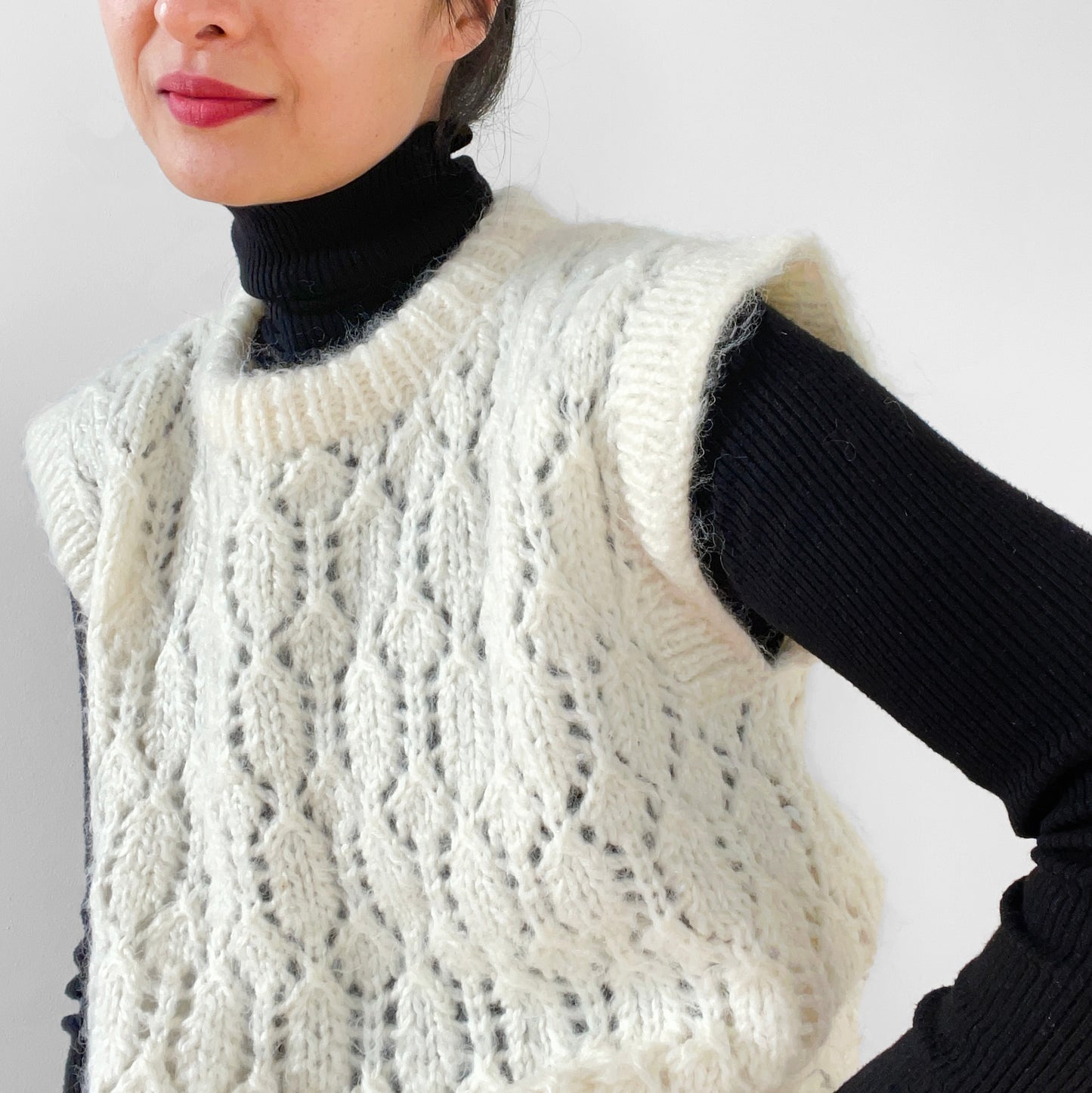 Handmade Off-White Sleeveless Knit Sweater