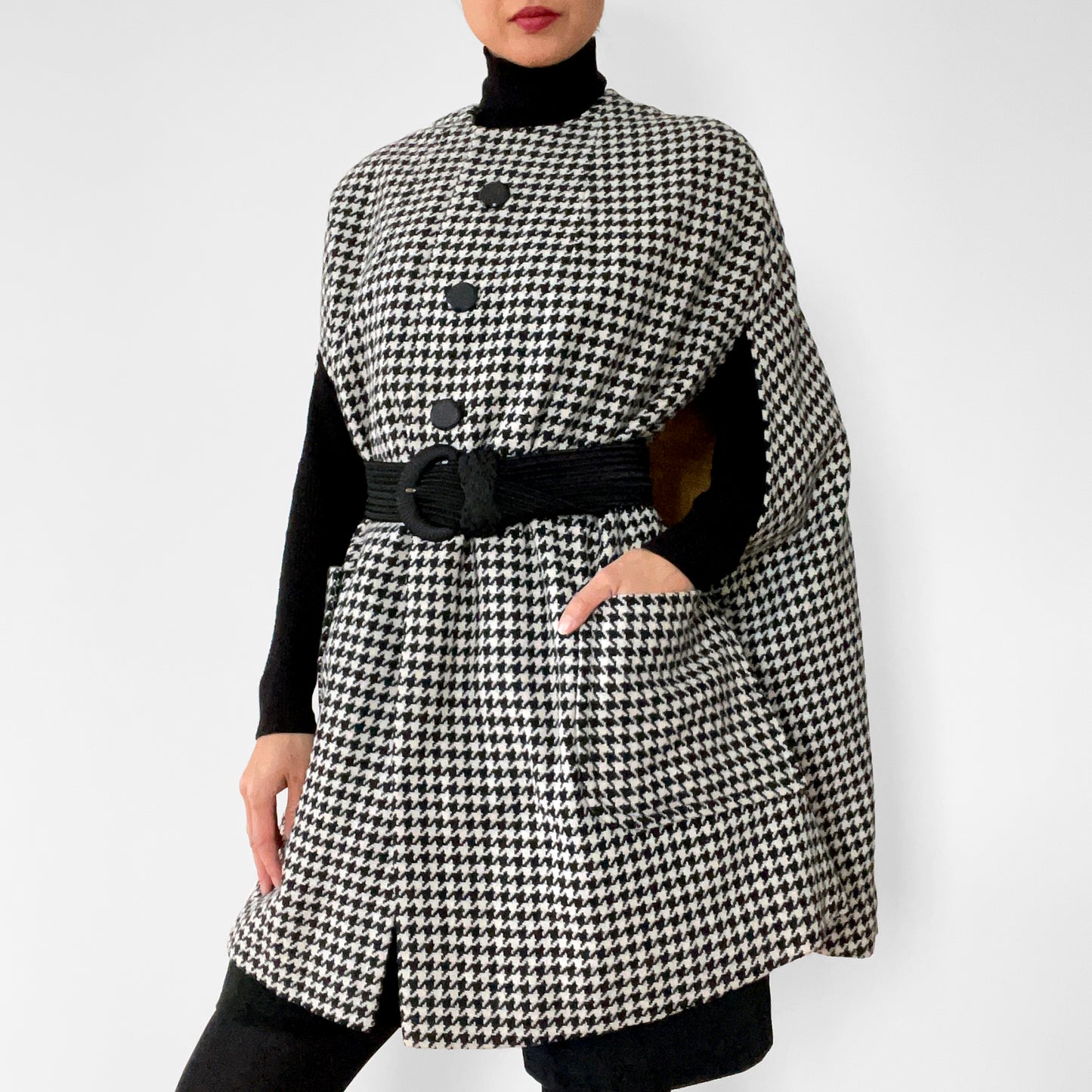 1960s Houndstooth Wool Faux-Fur Lined Cape