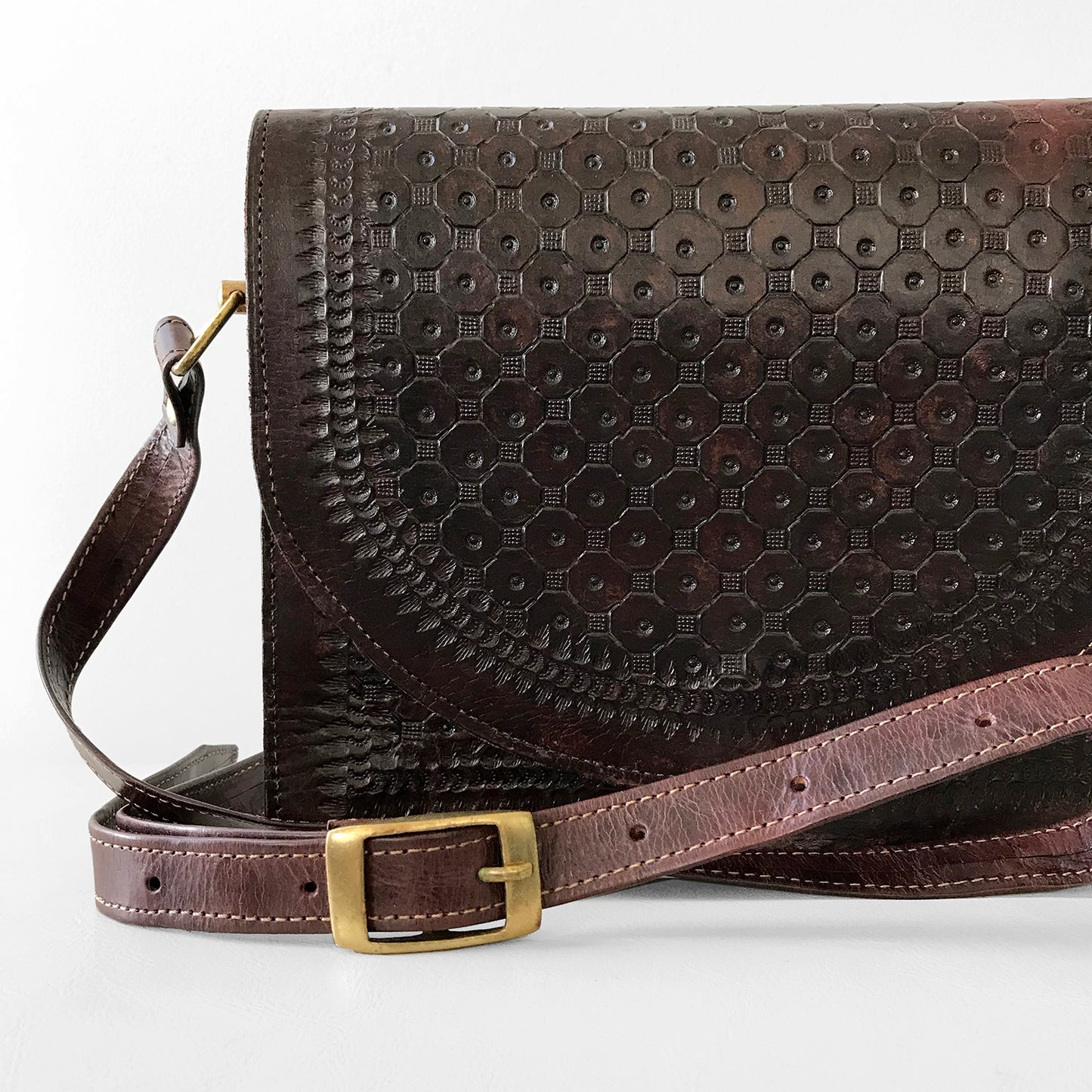 1970s Structured Dark-Brown Tooled Leather Crossbody Purse