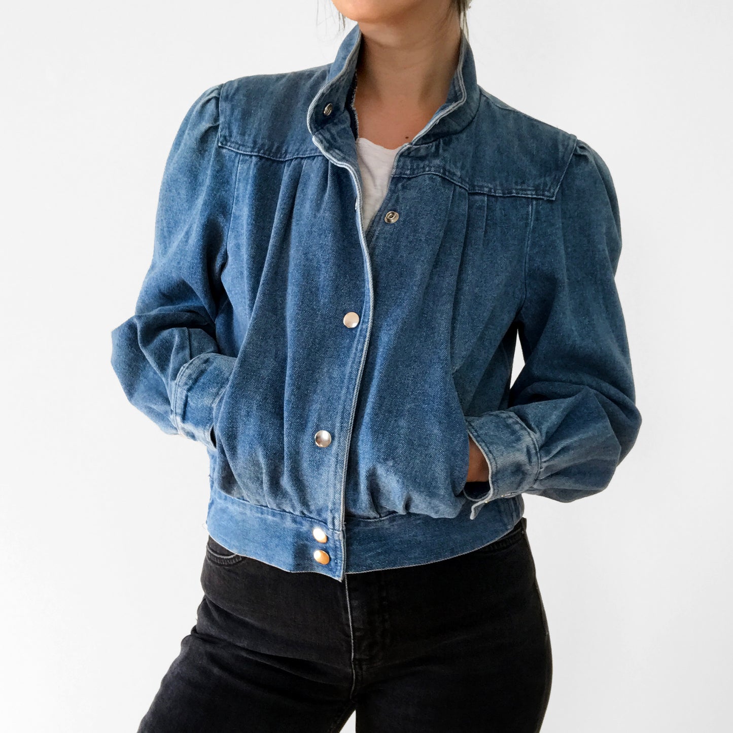 1980s Pleated Snap-Button High-Collared Well-Worn Crop Denim Jean Jacket