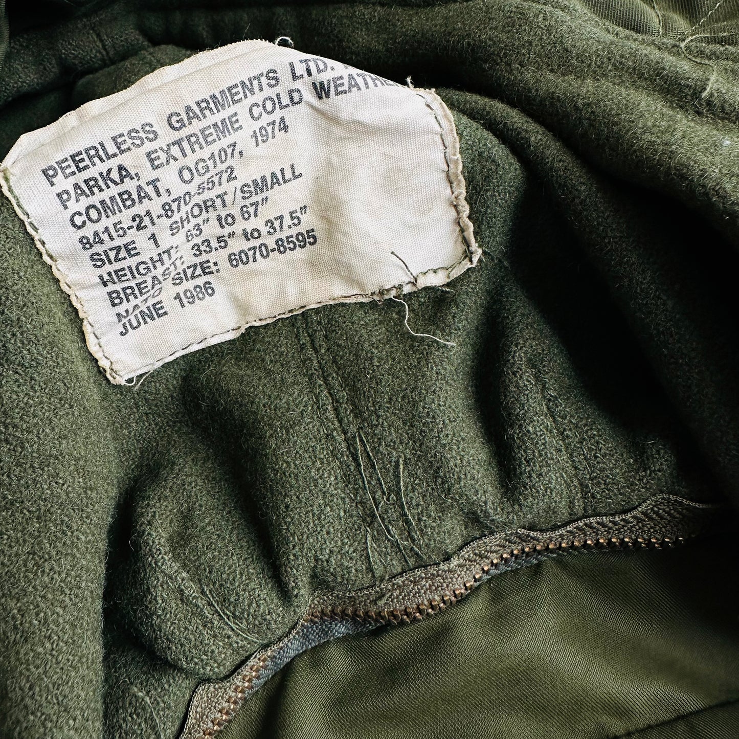 1980s - 1990s Quilted Lined Olive Green Military Army Battle Field Jacket - Sz. L