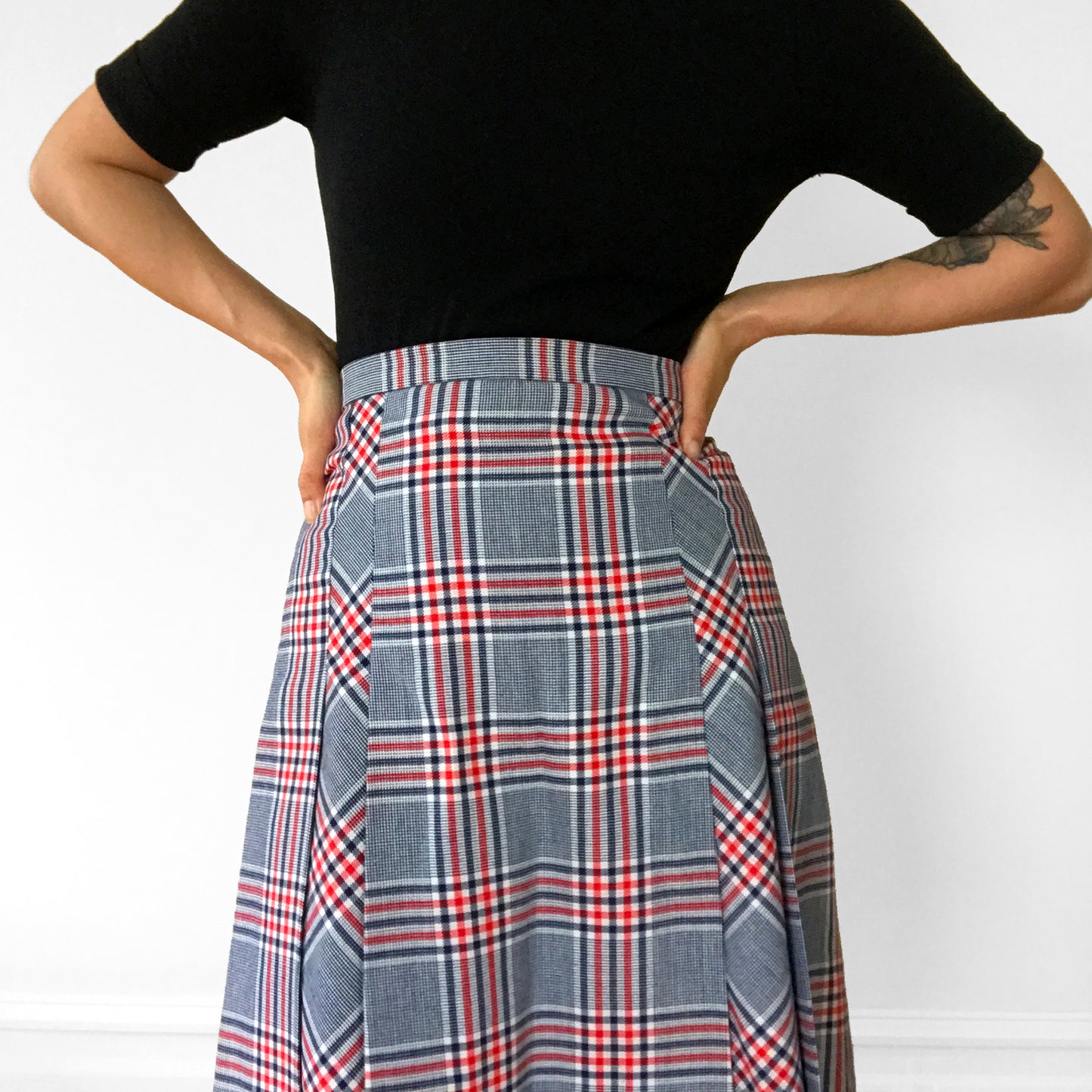 1960s Plaid Pleated A-Line Inverted Pleat Skirt and Jacket Set