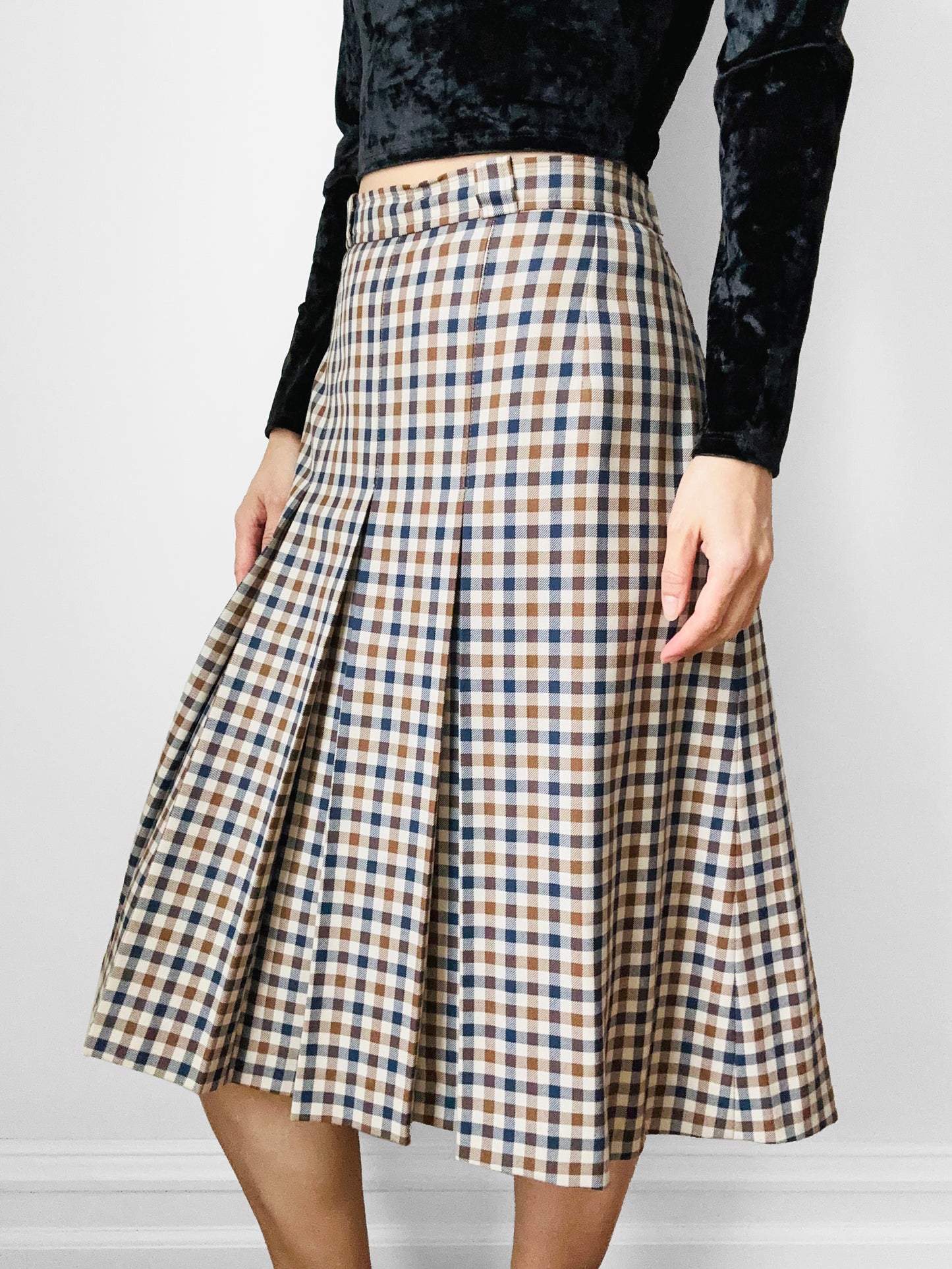 1970s-1980s Brown Navy Beige Gingham Inverted Pleat A-Line Virgin Wool Made in Canada Skirt - Waist 35