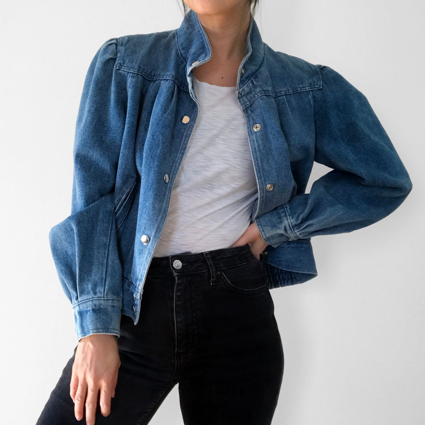 1980s Pleated Snap-Button High-Collared Well-Worn Crop Denim Jean Jacket