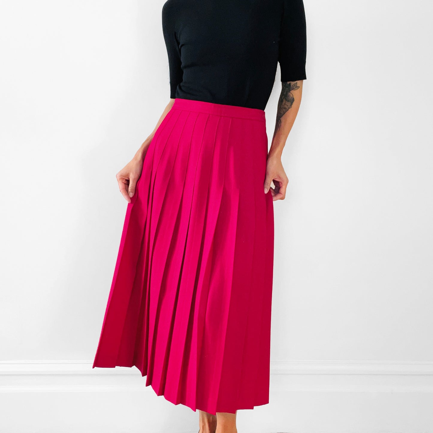 1970s Fuchsia Pink Wool Pleated Skirt