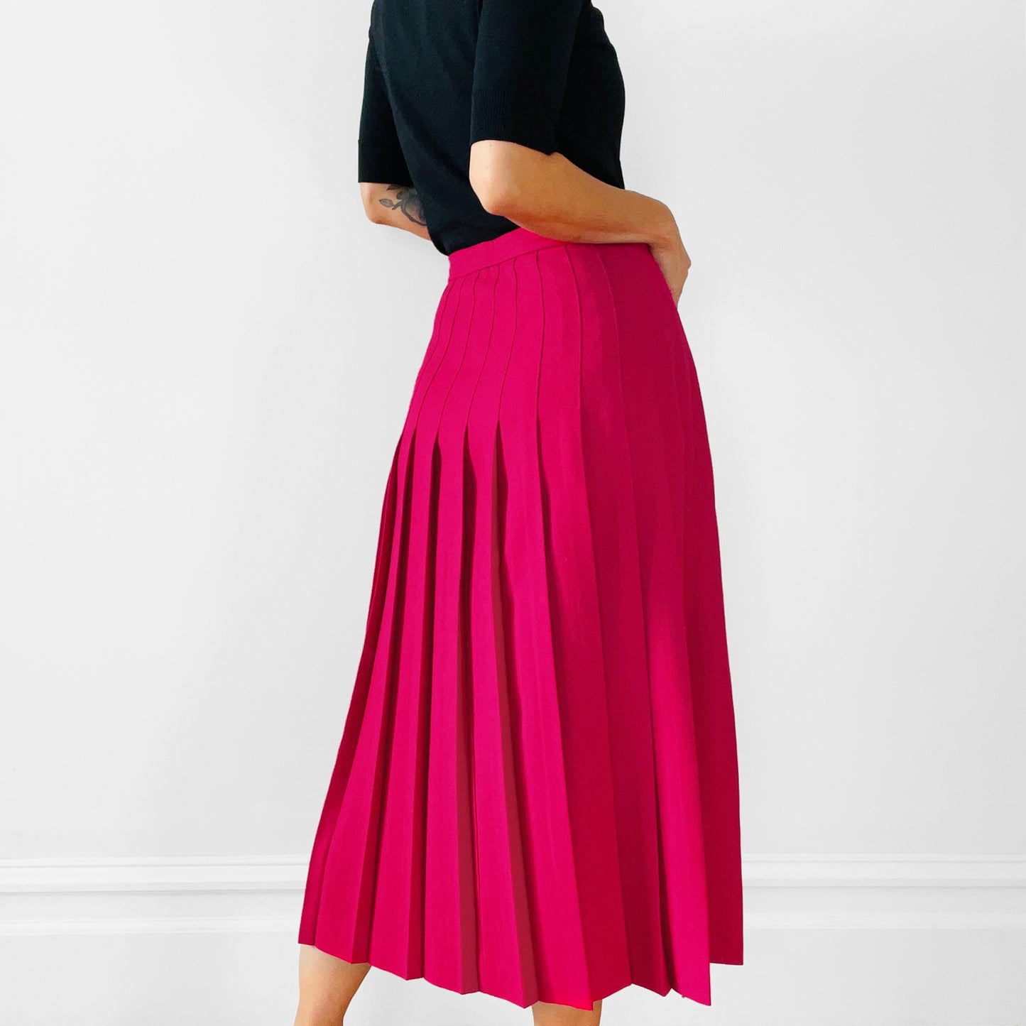 1970s Fuchsia Pink Wool Pleated Skirt