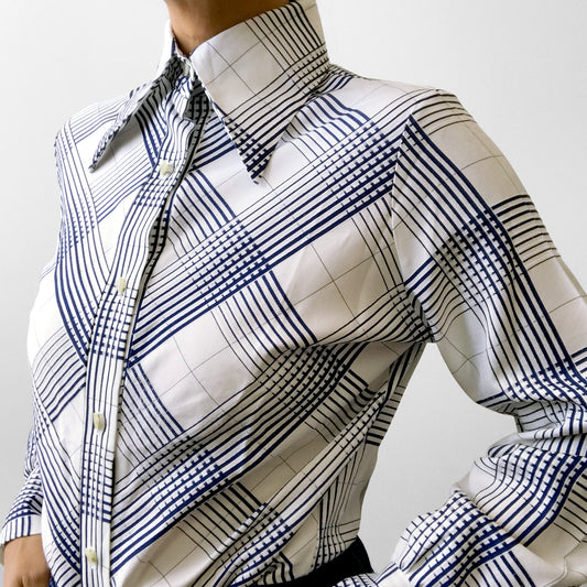 1970s Wide Lapel Button Front Blue and White Crosshatch Striped Shirt