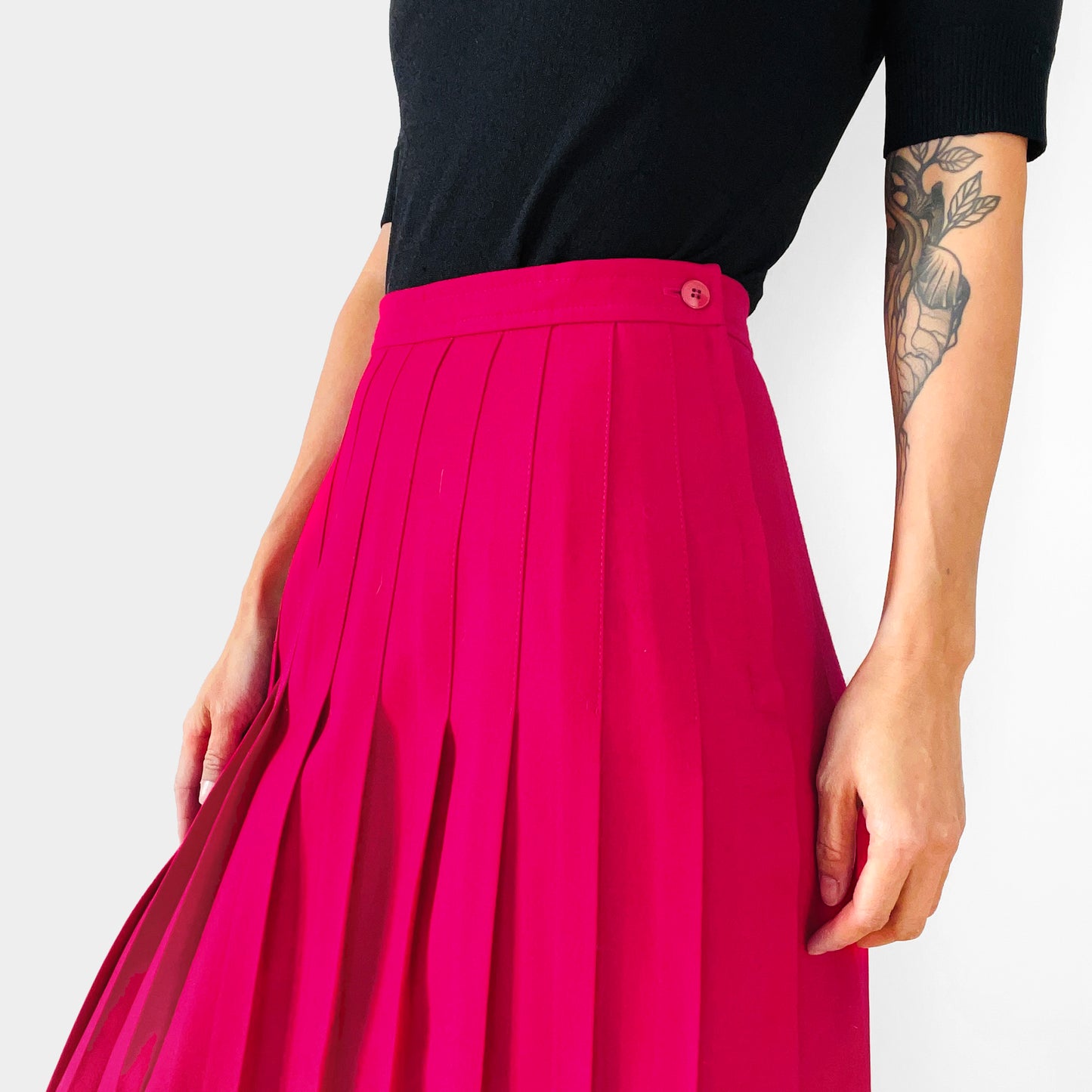 1970s Fuchsia Pink Wool Pleated Skirt