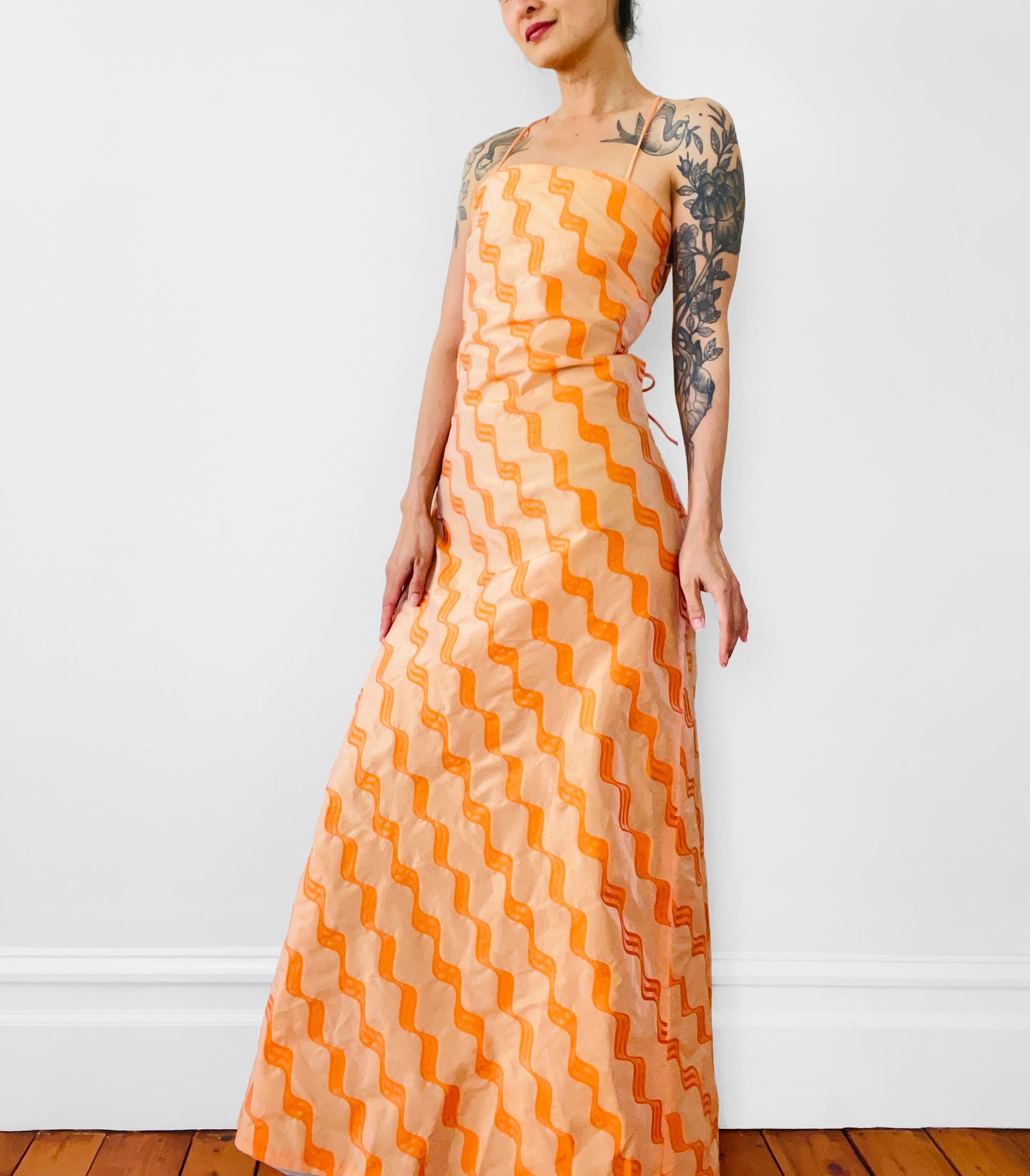 1970s Orange Organza Patterned Lace-Back Open-Back Floor-Length Tied-Back Lined Dress