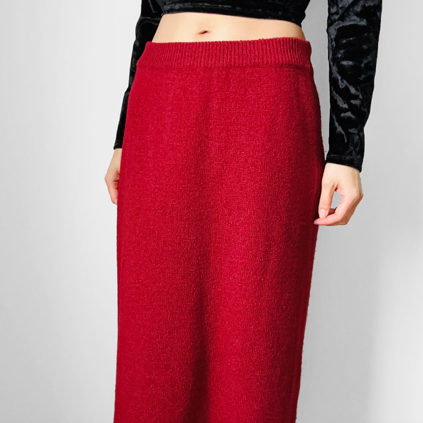 1990s Deep Red Woven Knit Elastic Waist Midi-Length Tube Skirt - Waist 29-34