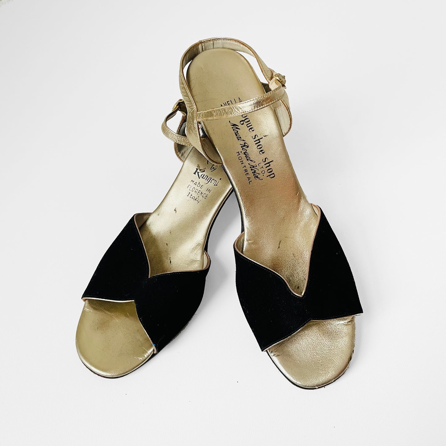 1970s Made in Italy Amalfi by Rangoni Black and Gold Velvet Open Toed Low Heel Sandals