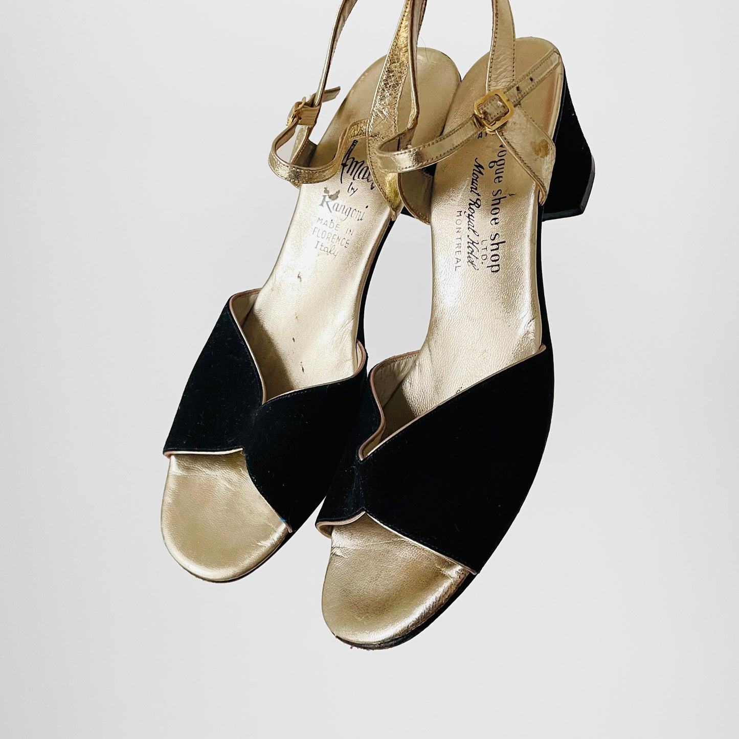 1970s Made in Italy Amalfi by Rangoni Black and Gold Velvet Open Toed Low Heel Sandals