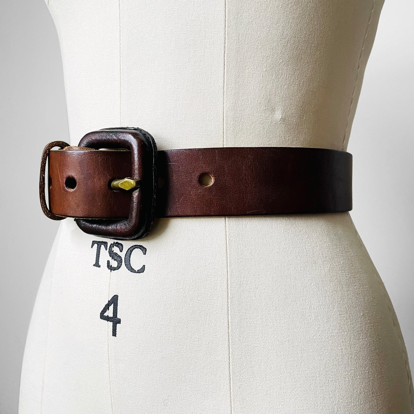 Heavy Auburn Leather Buckle Belt - Sz. 24-30