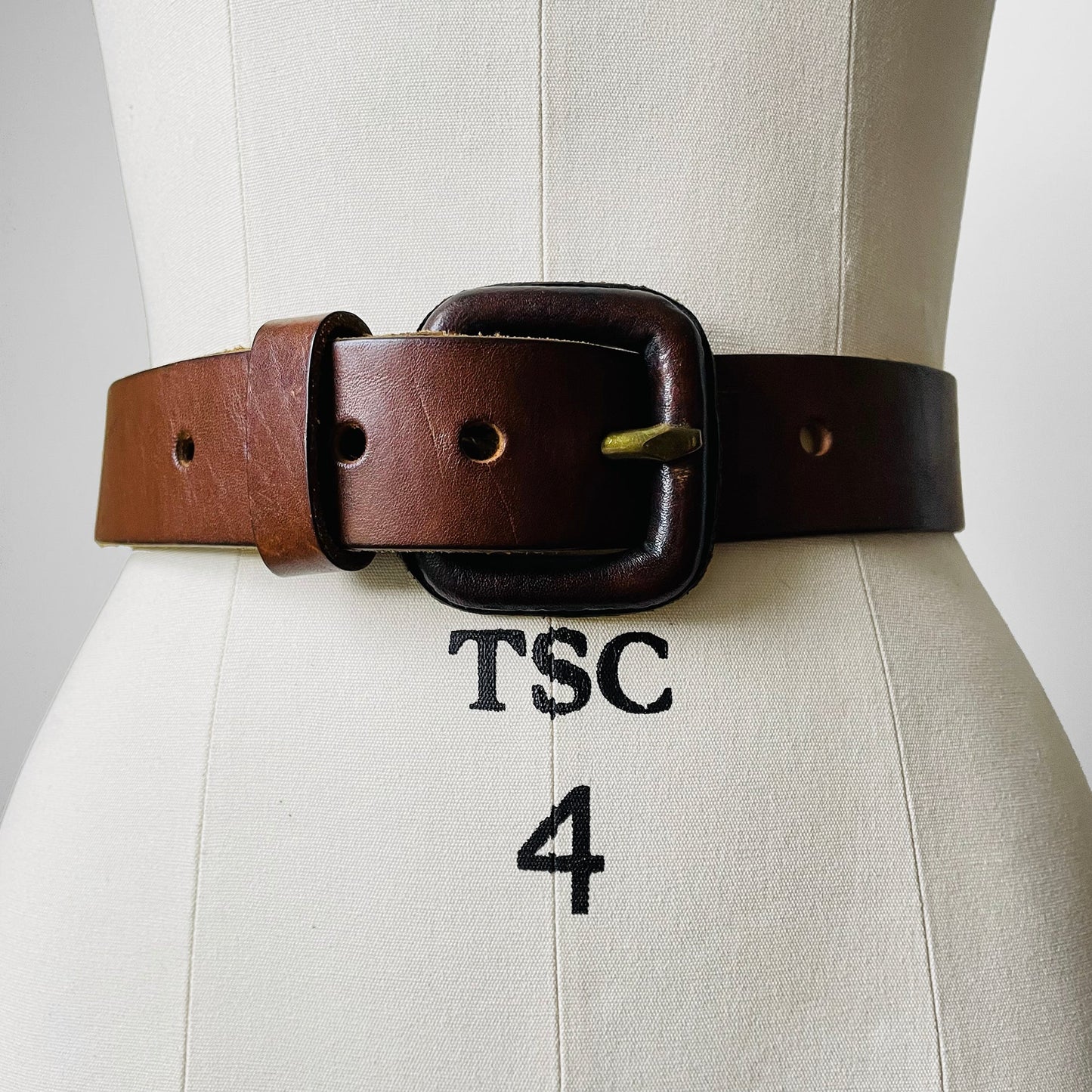 Heavy Auburn Leather Buckle Belt - Sz. 24-30