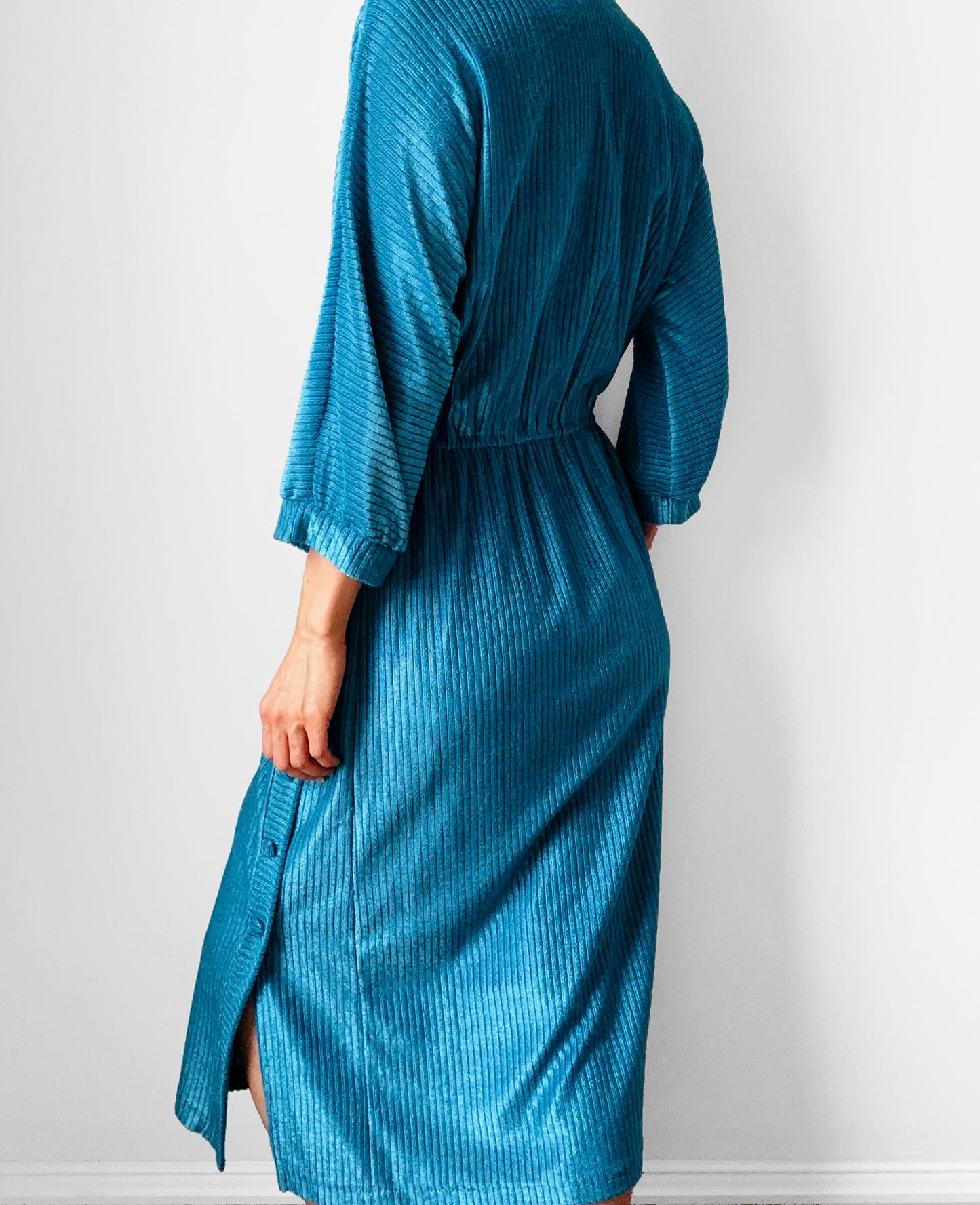 1970s Teal Velour Ribbed Elastic Waist Side-Button Knee Length Dress - Sz. S