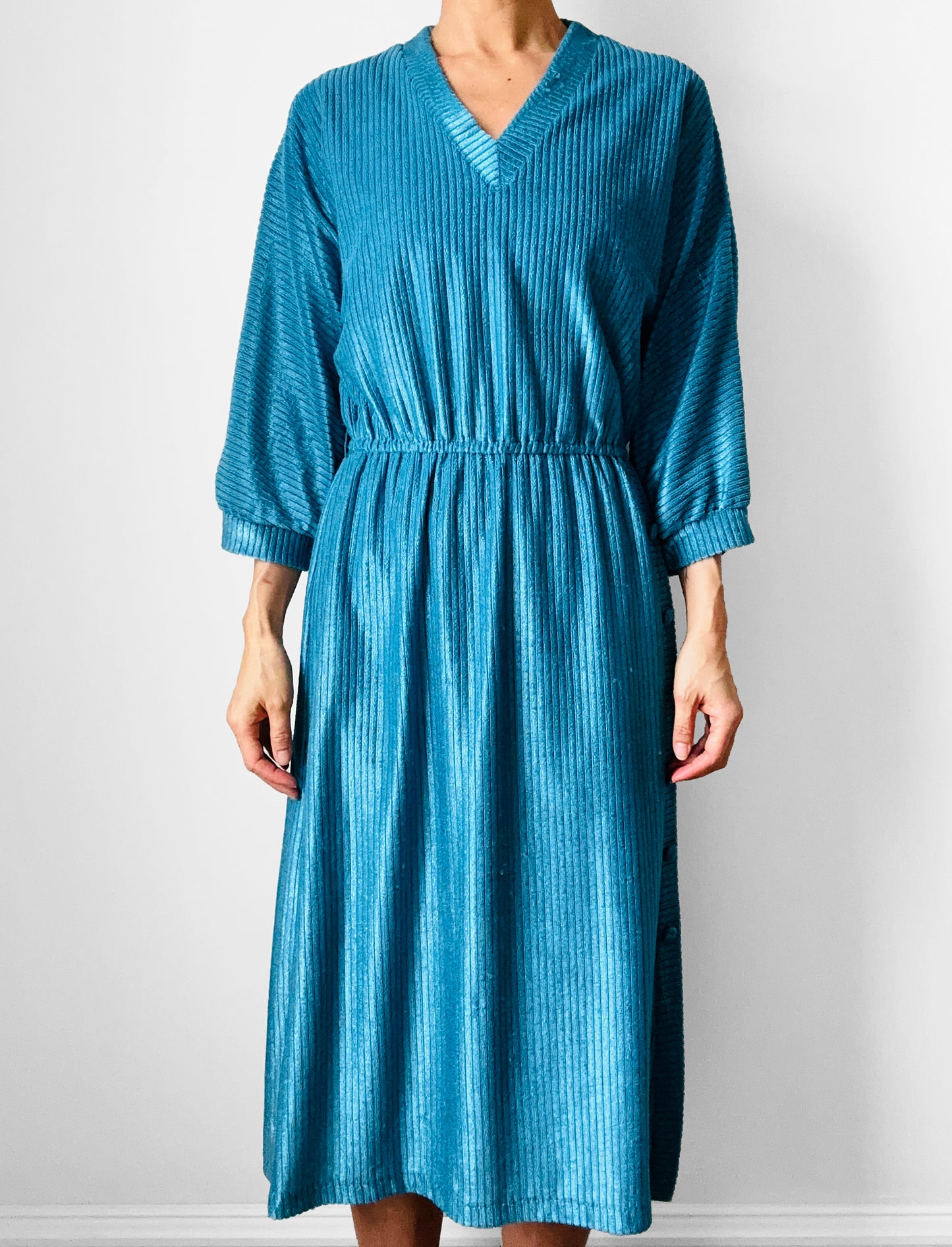 1970s Teal Velour Ribbed Elastic Waist Side-Button Knee Length Dress - Sz. S