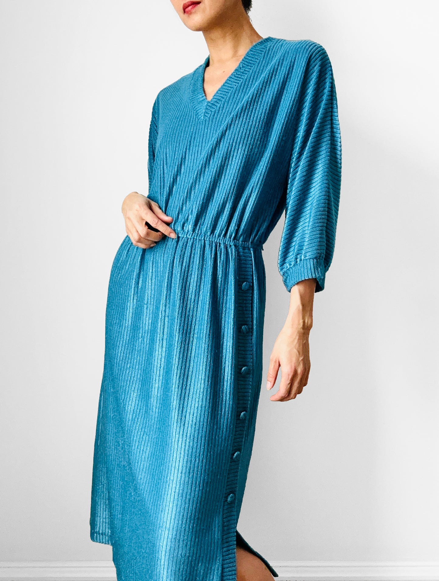 1970s Teal Velour Ribbed Elastic Waist Side-Button Knee Length Dress - Sz. S