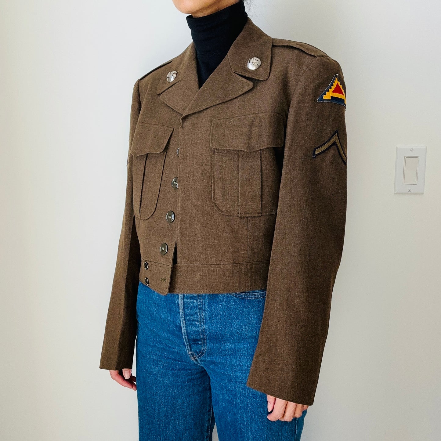 1950s Decorated Dark Olive Crop US Military Wool Army Jacket - S/M