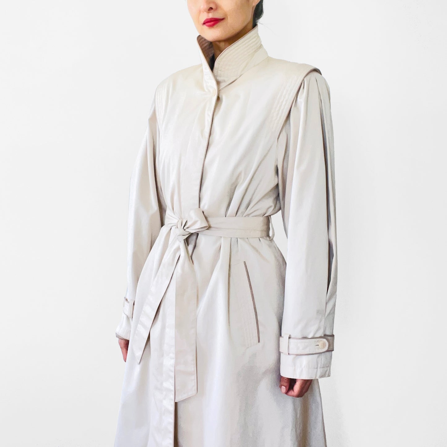 1970s Piped High-Collared Spring Trench Coat