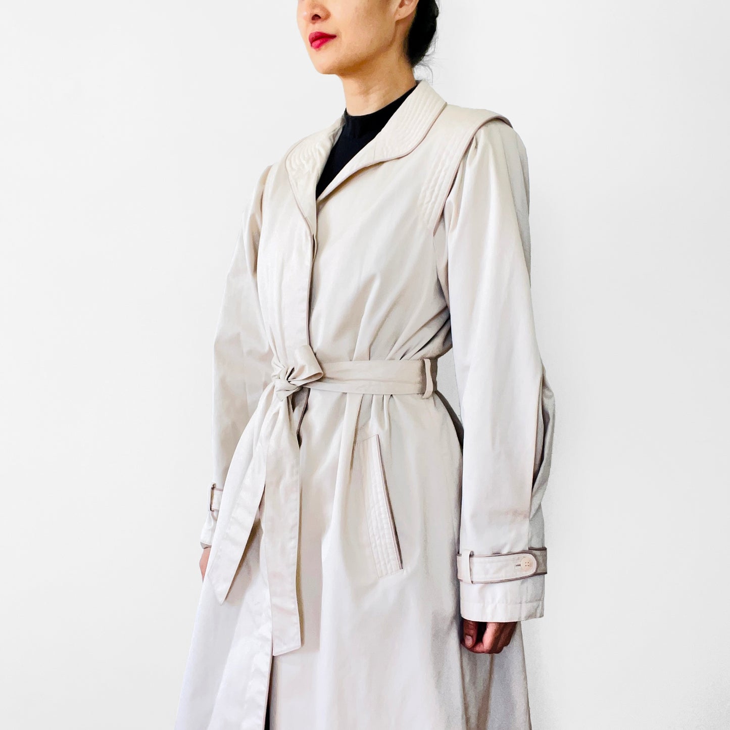 1970s Piped High-Collared Spring Trench Coat