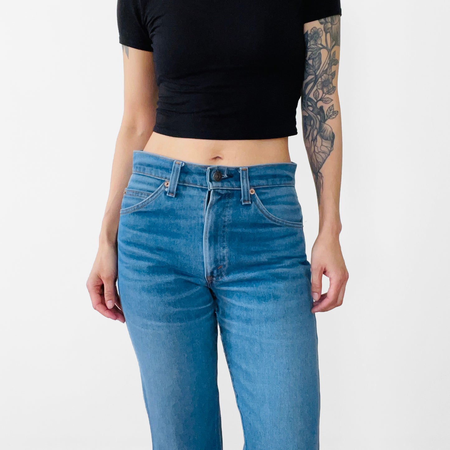 1990s Distressed High-Waisted Orange Tab Levi's Denim Blue Jeans