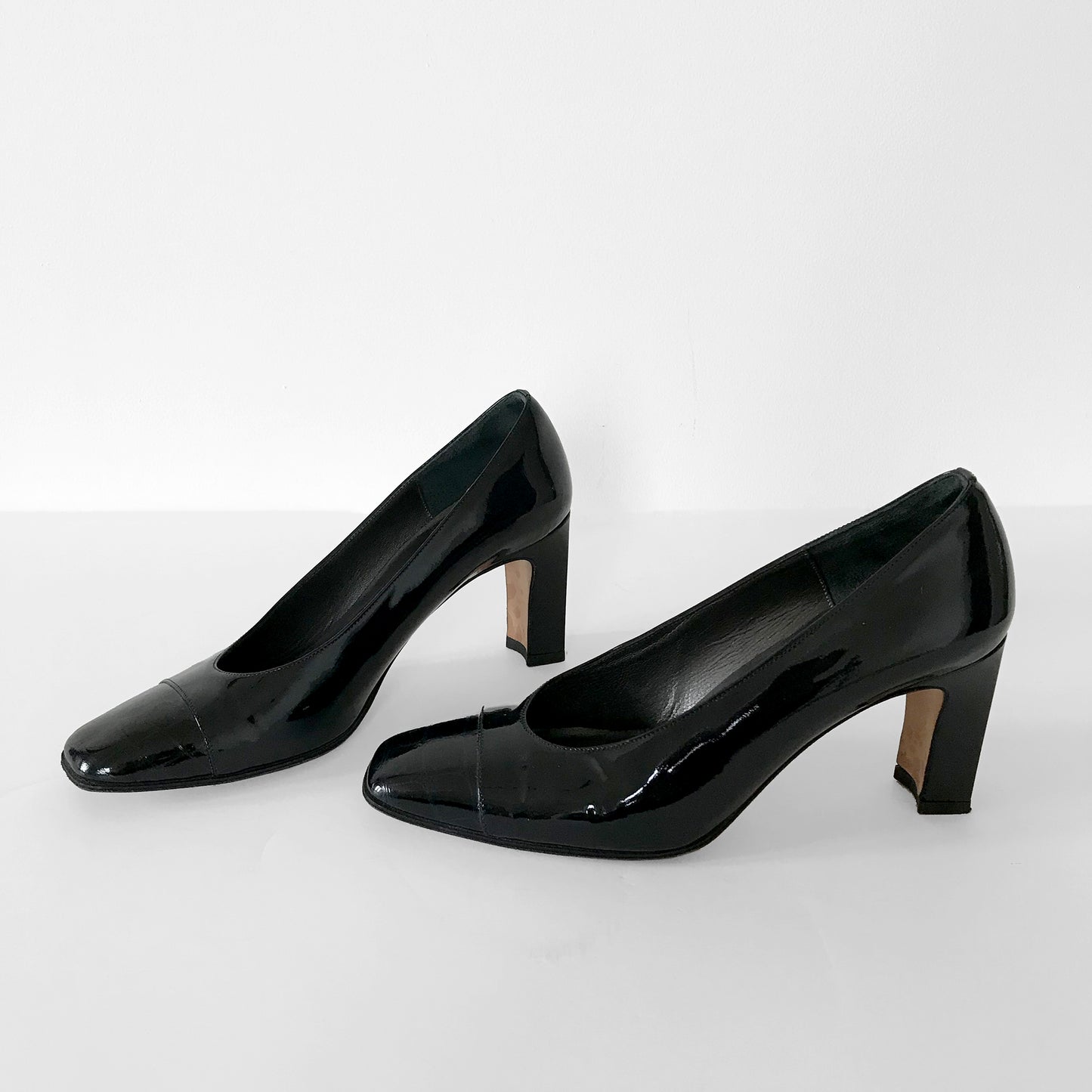 1990s Black Made in Italy Patent-Leather Boxy Heeled High-Heel Pumps